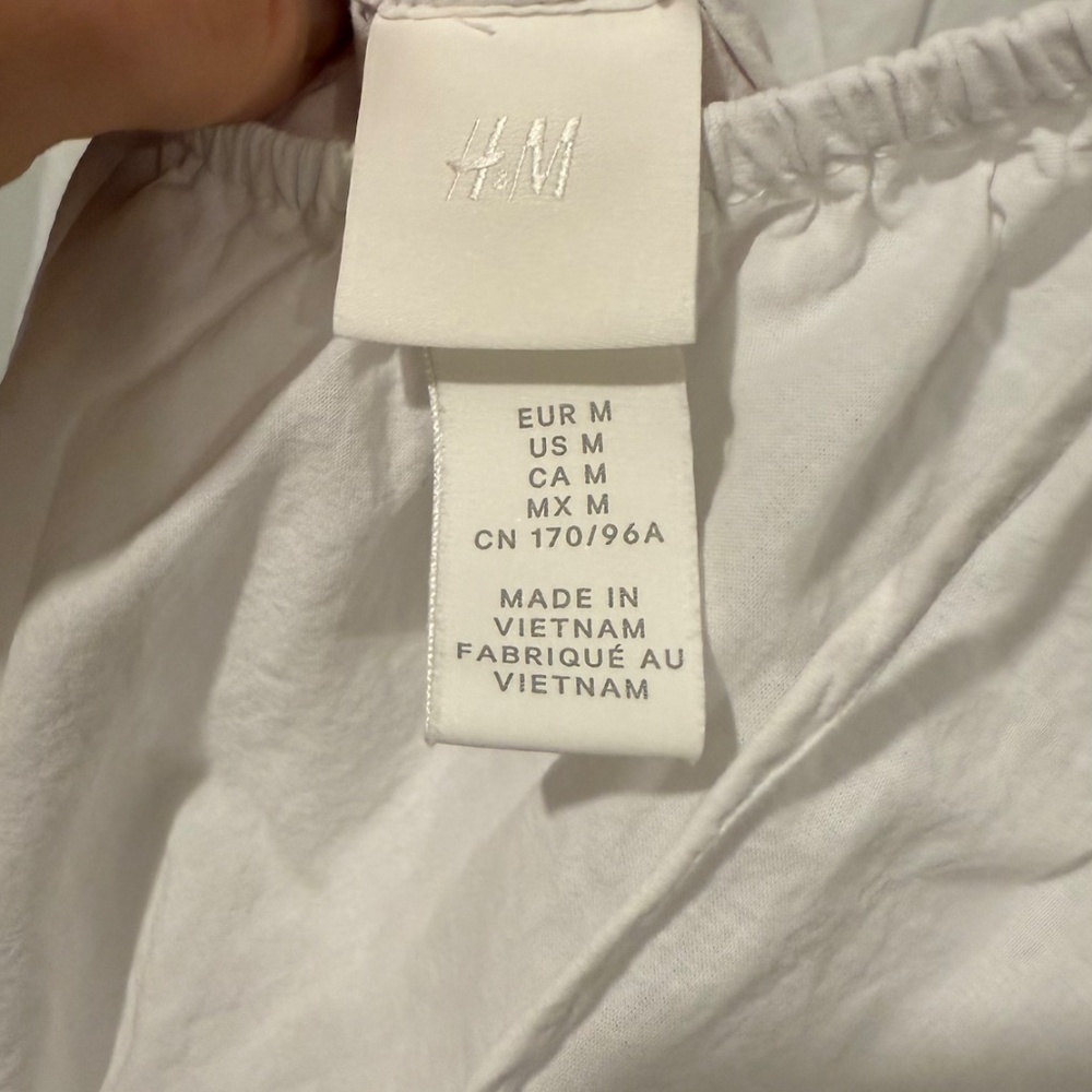 White cotton beach coverup - Picture 3 of 3